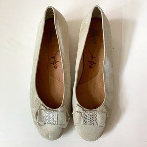 Ros Hommerson Wide Metallic and Sequin Leather Flats 10.5WW